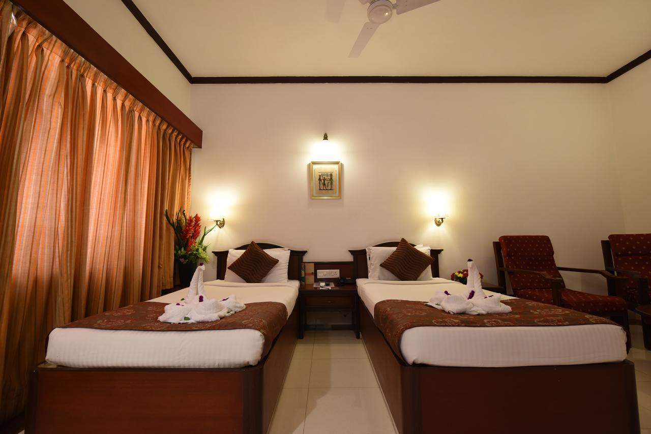 Hotel Rathna Residency Coimbatore Bagian luar foto
