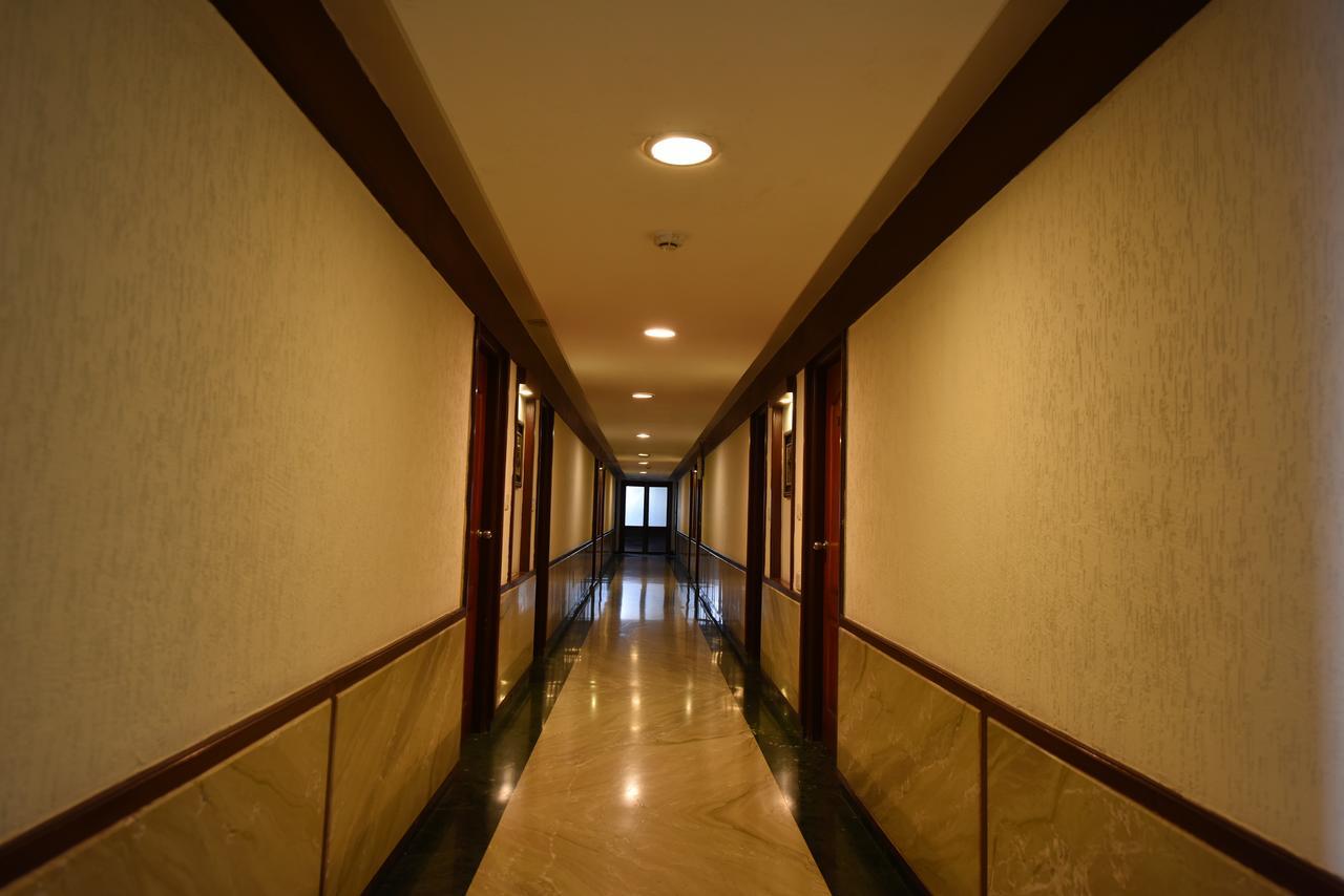 Hotel Rathna Residency Coimbatore Bagian luar foto