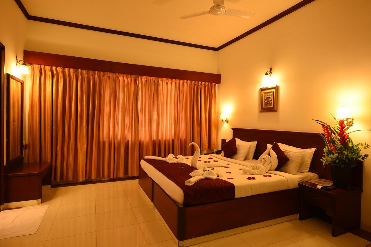Hotel Rathna Residency Coimbatore Bagian luar foto