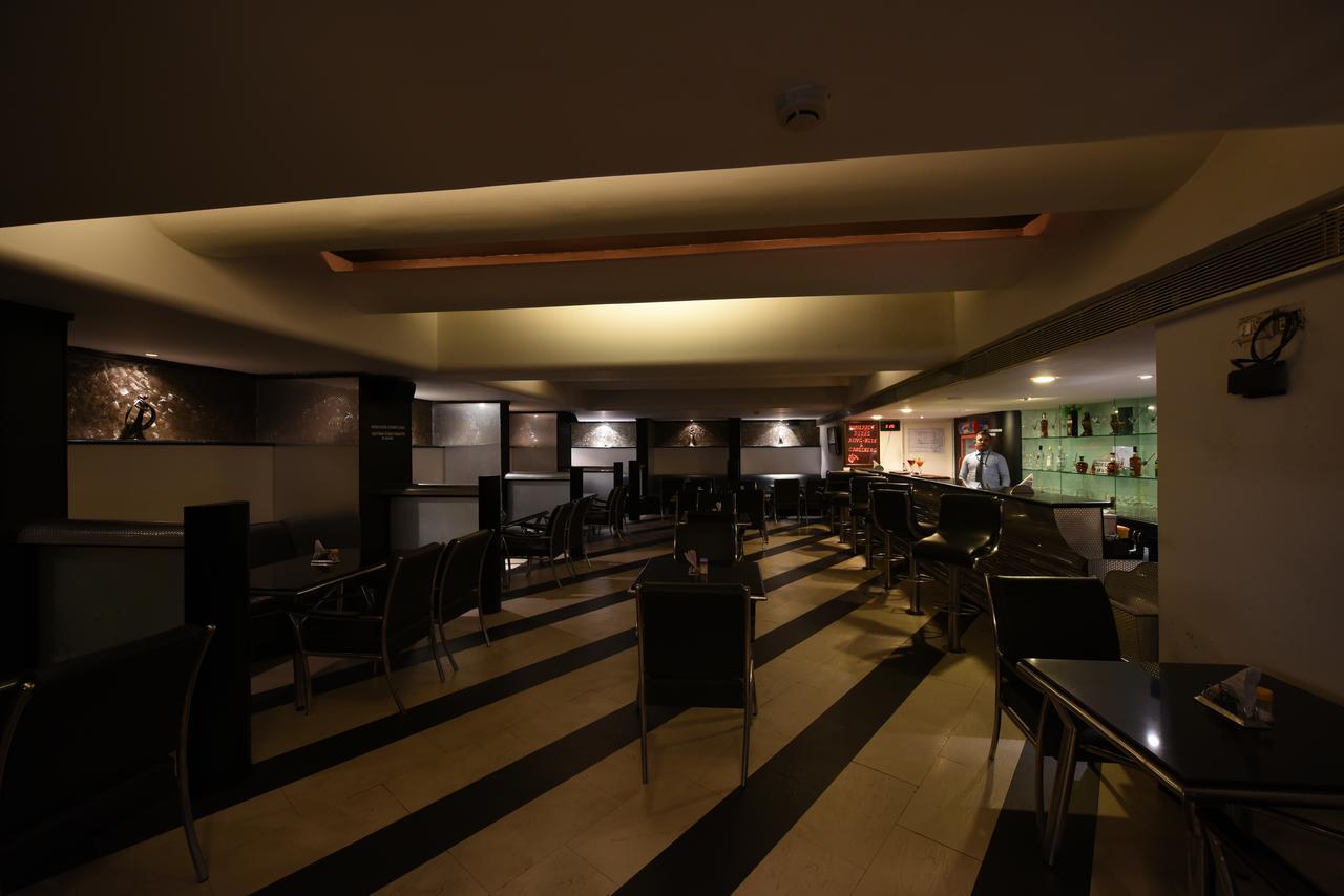Hotel Rathna Residency Coimbatore Bagian luar foto