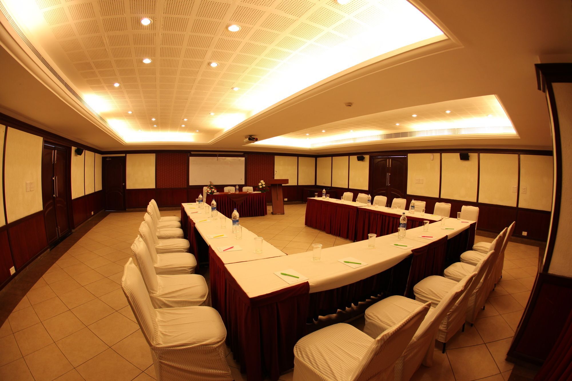 Hotel Rathna Residency Coimbatore Bagian luar foto