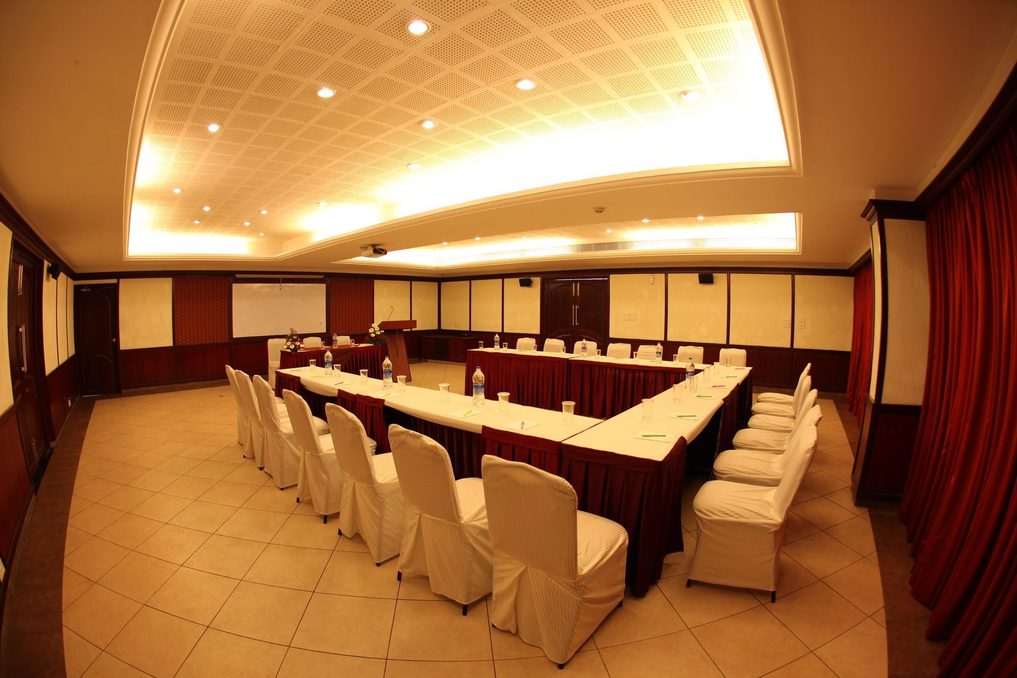 Hotel Rathna Residency Coimbatore Bagian luar foto